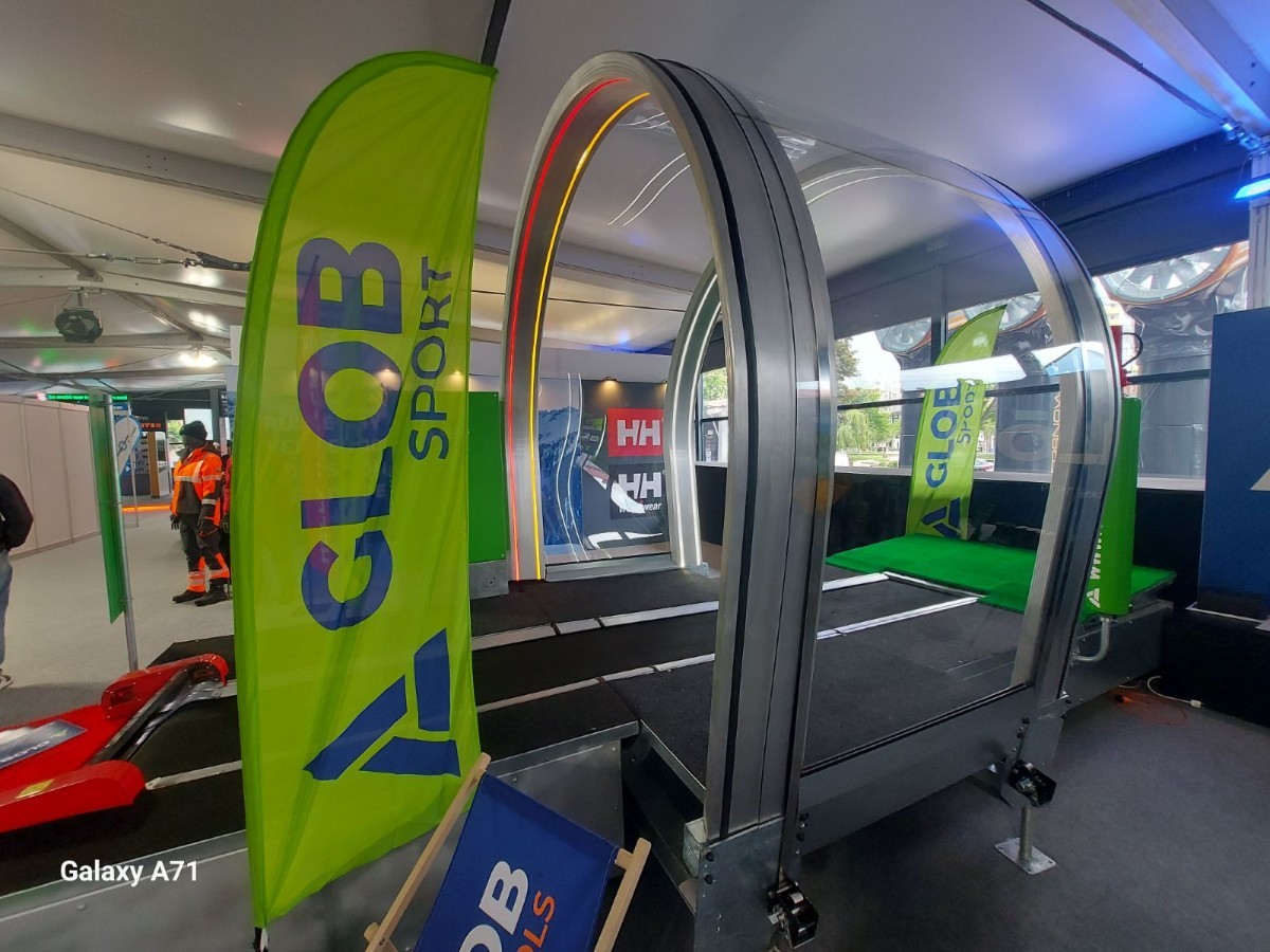 GALERIE GLOB SPORT CANOPY