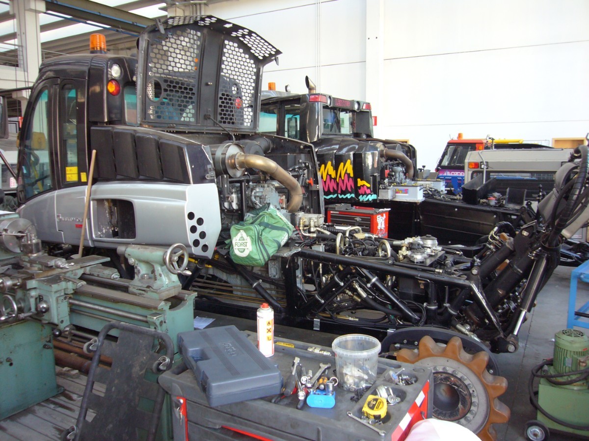 Neue und gebrauchte Ersatzteile für Prinoth zu besonders günstigen Preisen !