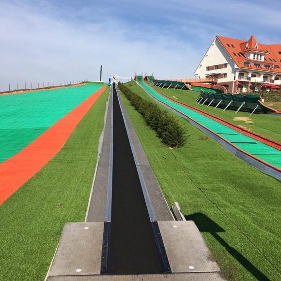 96 meter long Sunkid conveyor belt lift