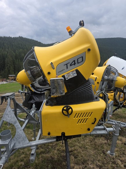 T40