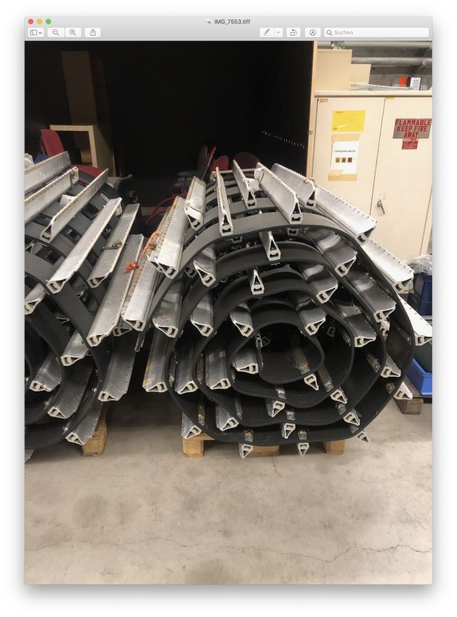 Alu Raupen zu Prinoth Bison