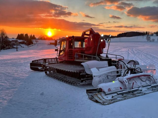 Pistenbully 300w Kandahar